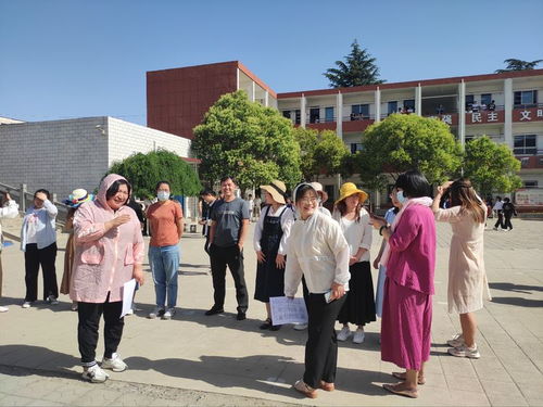 永远跟党走 唱响中国梦——侯寨二中喜迎建党100周年合唱比赛暨文艺汇演特写